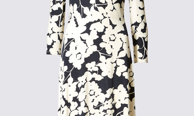 Classic Floral Print 3/4 Sleeve Shift Dress